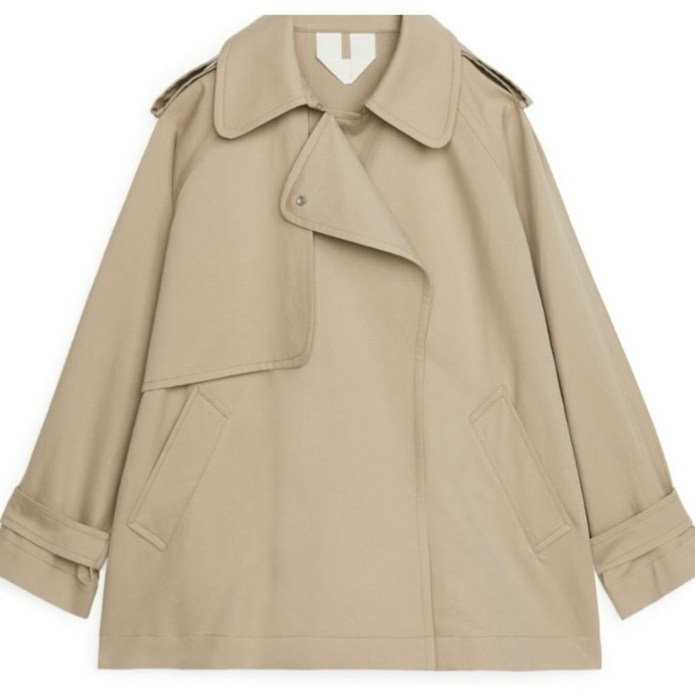 Arket Short Trench Coat